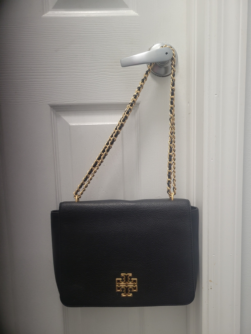 Tory Burch Black Leather Shoulder Bag with Gold Chain